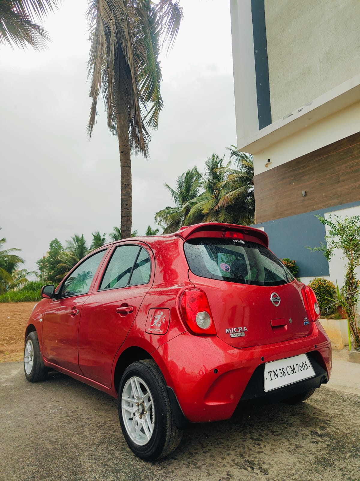 Nissan Micra Active - Image 11